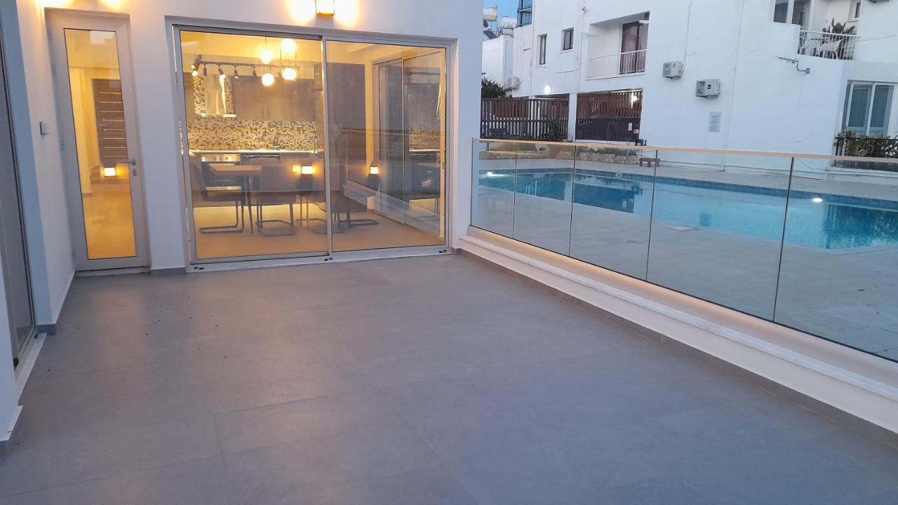 Sky Apartment On The Pool Ayia Napa Ngoại thất bức ảnh