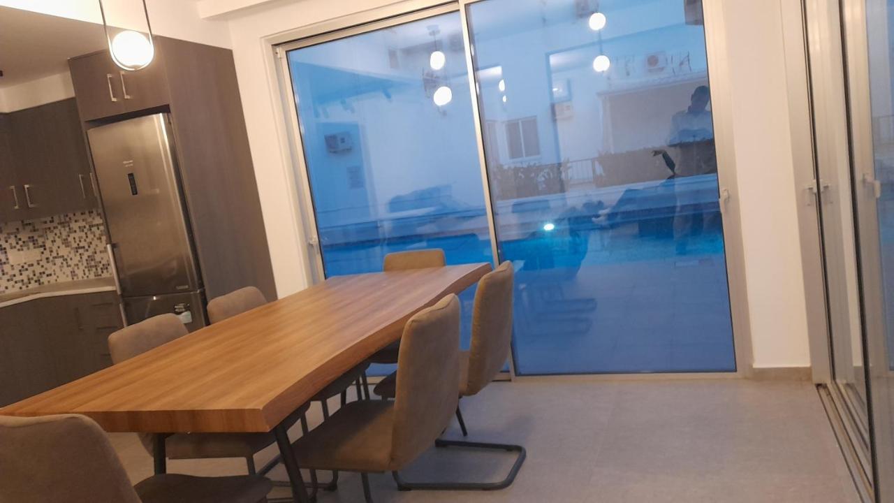 Sky Apartment On The Pool Ayia Napa Ngoại thất bức ảnh