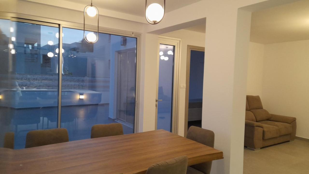 Sky Apartment On The Pool Ayia Napa Ngoại thất bức ảnh