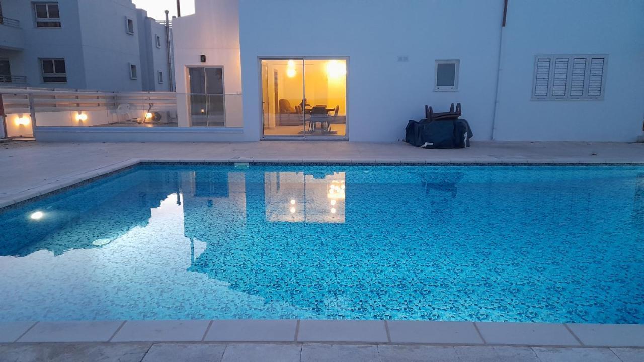 Sky Apartment On The Pool Ayia Napa Ngoại thất bức ảnh