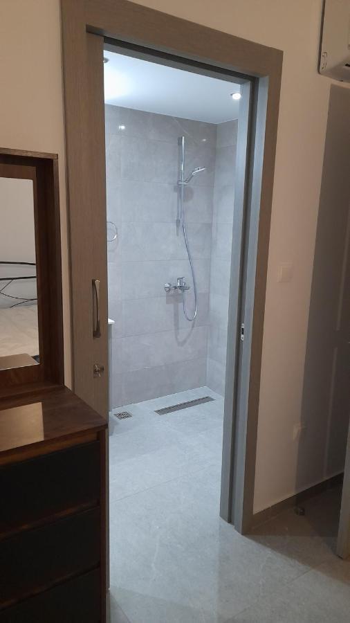 Sky Apartment On The Pool Ayia Napa Ngoại thất bức ảnh